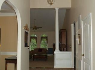 335 Portland Dr, Fredericksburg, VA 22405