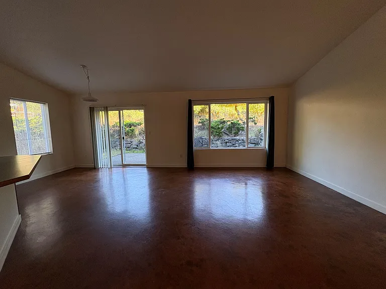 658 Fox Dr — Photo 15