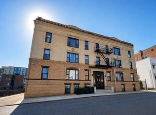 39 Newkirk St APT 1C, Jersey City, NJ 07306