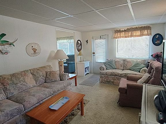 4th image of 161 Vista Rd
