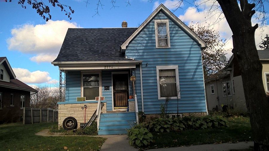 1st image of 2224 11th Ave