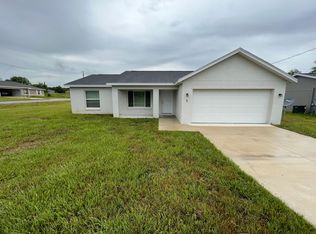 8 Malauka Loop Pl, Ocklawaha, FL 32179