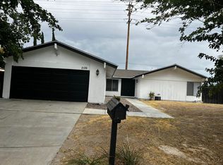 2126 Spice St, Lancaster, CA 93536