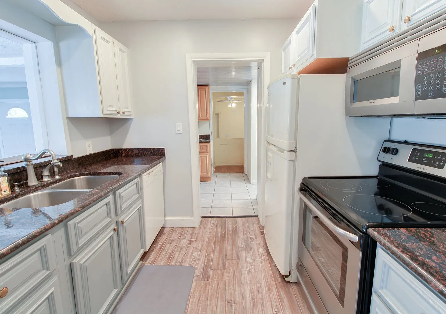 3320 Lila Drive — Photo 3