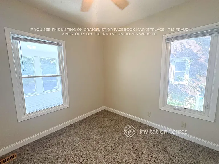 1024 25th Ave SE — Photo 10