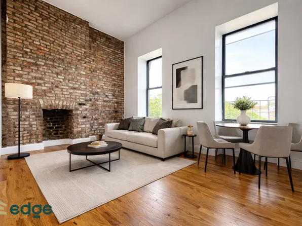 346 Gates Avenue image 1 of 8