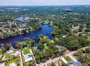 11204 Riverview Dr, Riverview, FL 33578