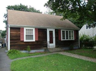 204 Wingate Ave, Warwick, RI 02888