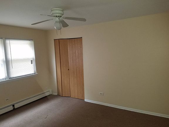 2nd image of 1620 E 75th St APT 1C