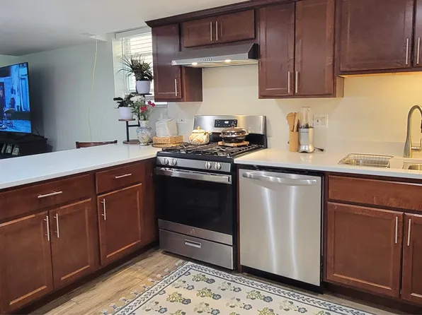 5346 N Francisco Ave #B2, Chicago, IL 60625