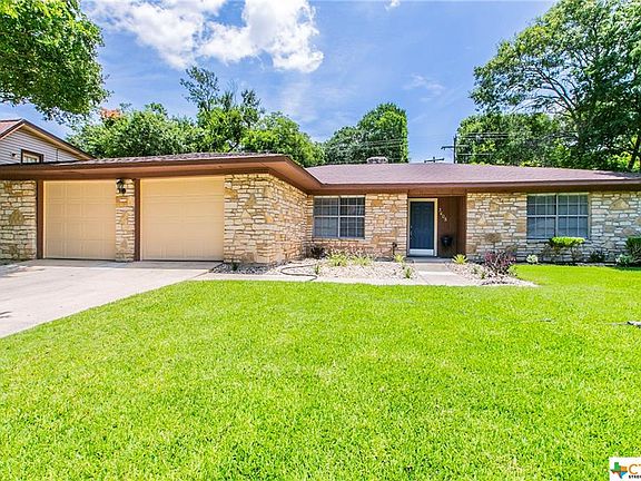 2nd image of 3405 Las Moras Dr