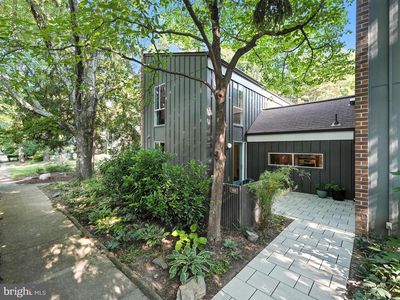 11515 Links Dr, Reston, VA, 20190