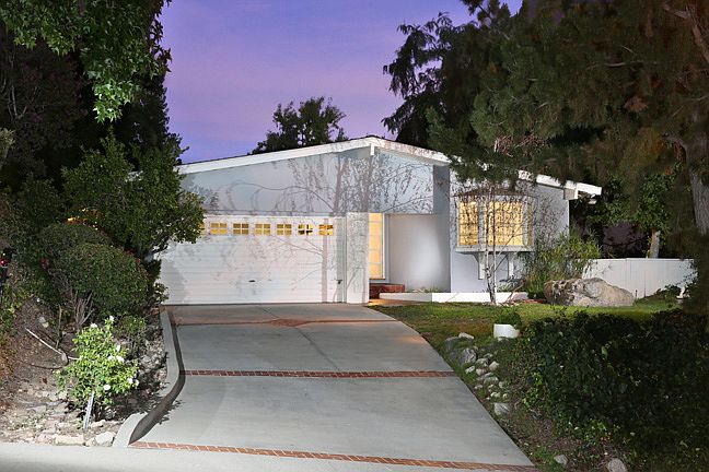 1st image of 5022 Lauderdale Ave