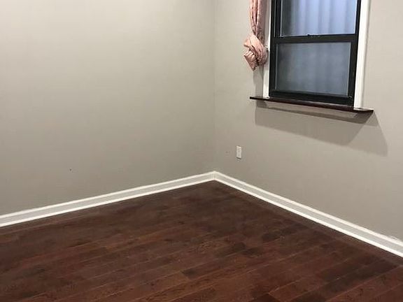 3rd image of 1546 S 18th St #7379376