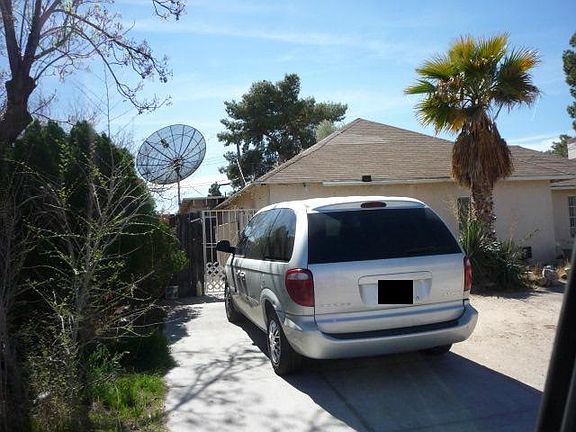 3rd image of 1006 Bracken Ave