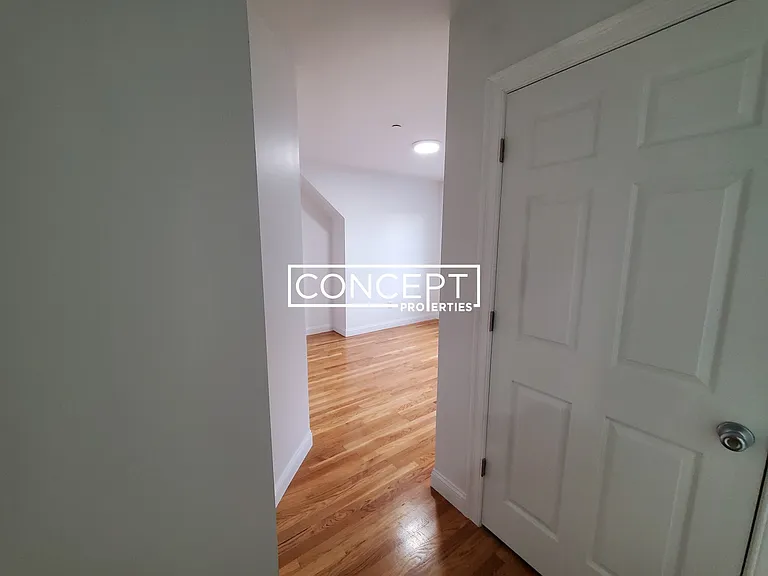 57 Circuit St #B — Photo 22