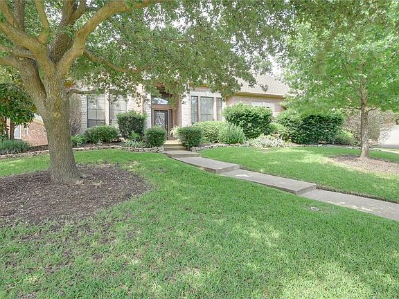 4th image of 14 Forest Dr