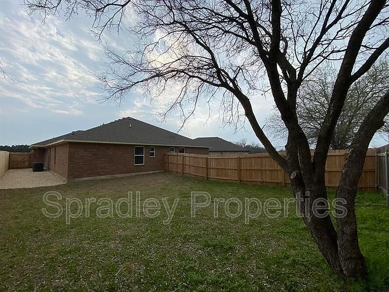 9118B Winding Ct — Photo 10