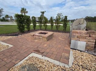 71 Cedar Cir E, Lake Wales, FL 33898
