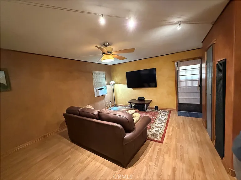 6586 El Rey Ave — Photo 13