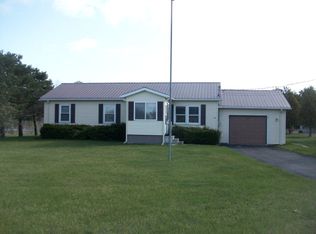 98 Gran View Dr, Malone, NY 12953