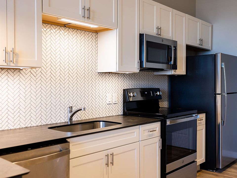 1st image of 16 W 5th St #410