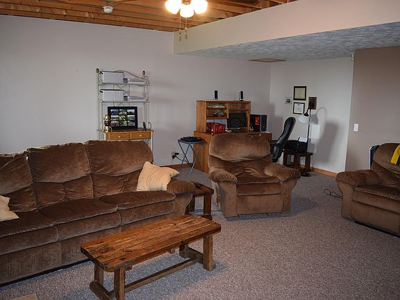 4th image of 51751 230th St