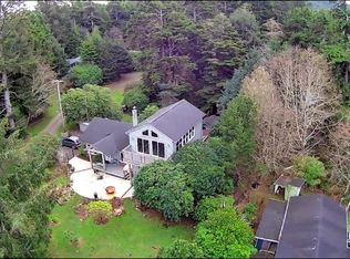 5820 9th St NW, Tillamook, OR 97141