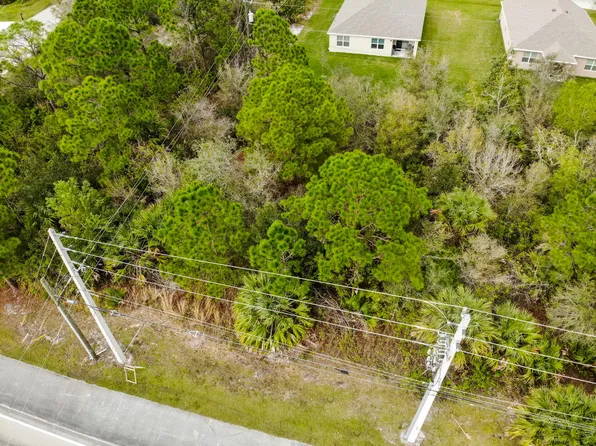1115 SW Becker Road, Port St Lucie, FL 34953