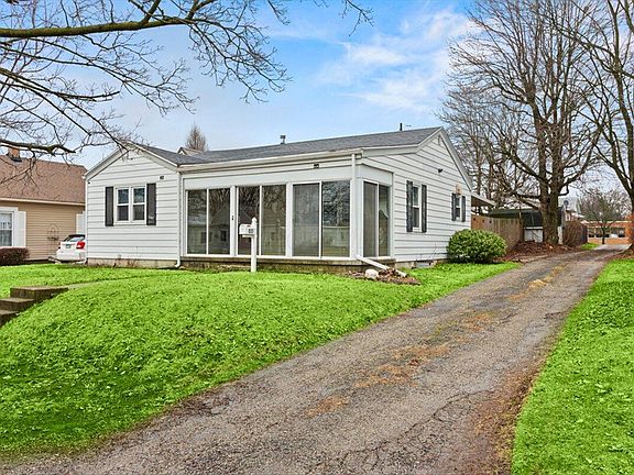 3rd image of 617 S Madriver St