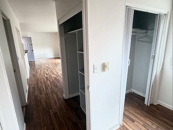 4th image of 5216 Rainier Ave S #202