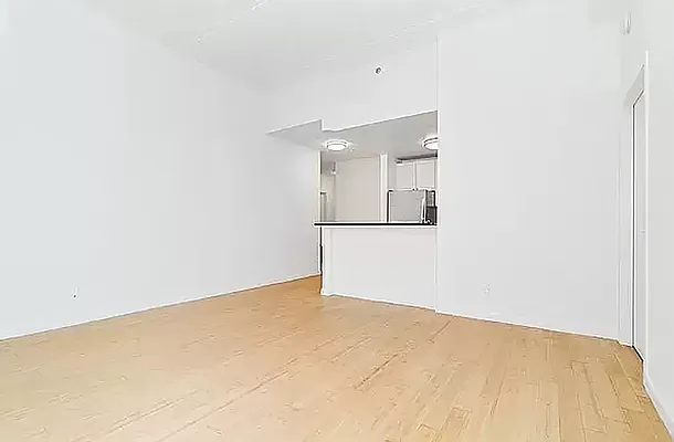 Rented by REAL New York | media 19