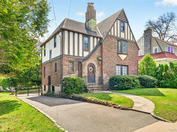 307 Hollywood Avenue, Tuckahoe, NY 10707