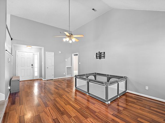 5th image of 1536 Cedar Springs Cir