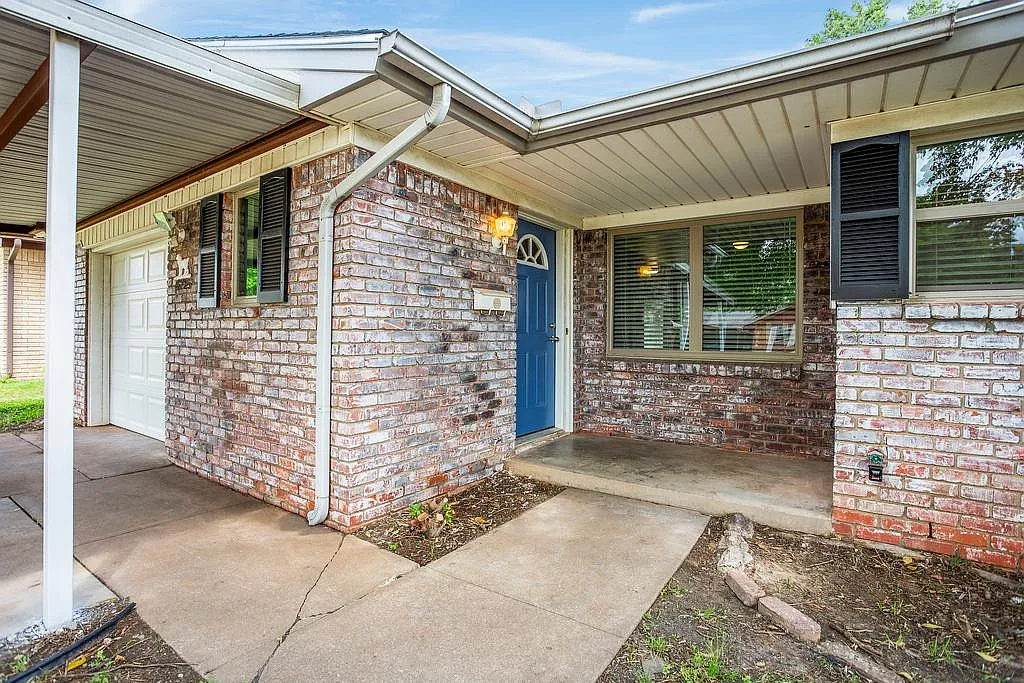 Building Photo - 4725 Spiva Dr