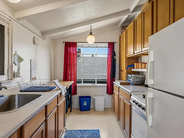 5007 Hidden Ln #5007 — Photo 4