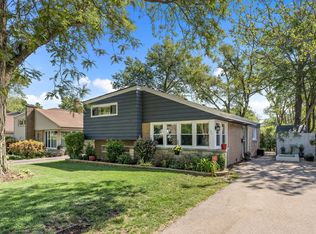 1327 Cavell Ave, Highland Park, IL