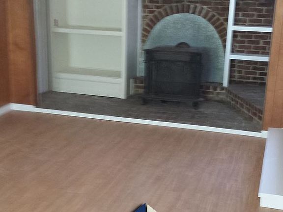 2nd image of 6845 Hampshire Dr