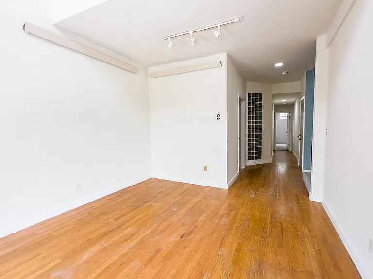103 Cedar St #2 — Photo 18