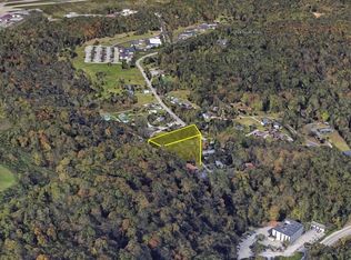 Hunter Dr, Charleston, WV 25311