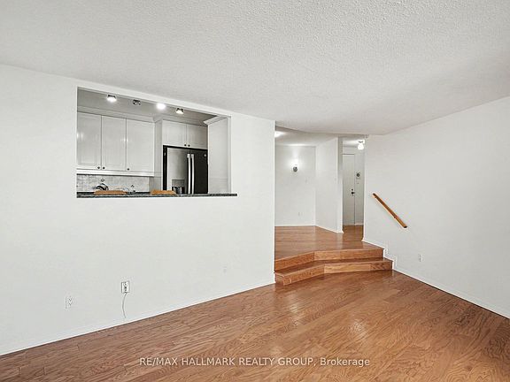5th image of 1171 Ambleside Dr #1112