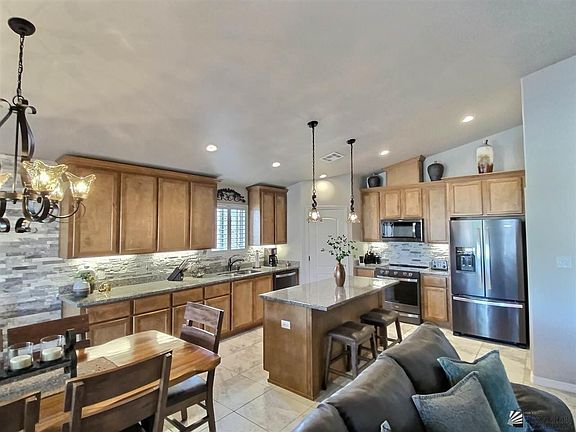 5th image of 12618 E 48th Dr