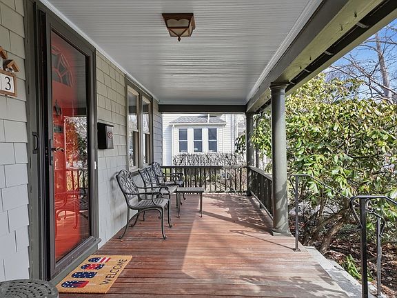 2nd image of 383 Manning St