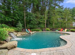 15 Lands End Ln, Sudbury, MA 01776