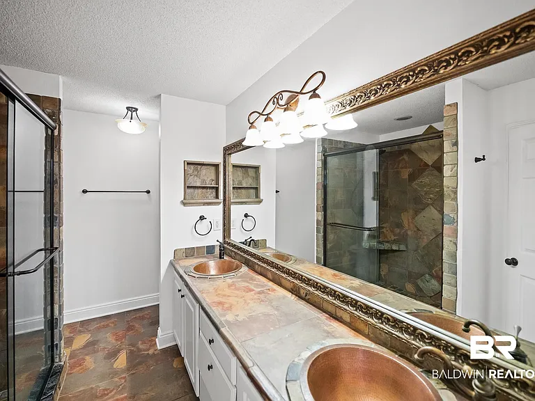 101 Davison Loop — Photo 17