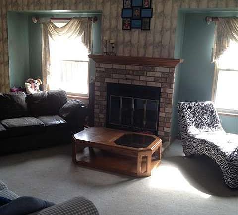 5th image of 40591 Shakespeare Dr