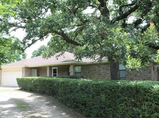 3328 Hickory Tree Rd, Balch Springs, TX 75180