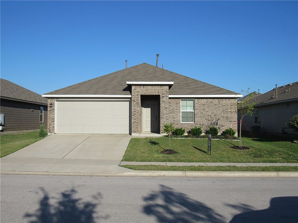 1st image of 805 Silver Wing Dr