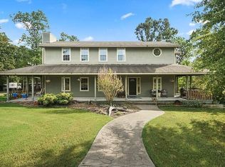14162 Dartmoor Rd, Bentonville, AR 72712