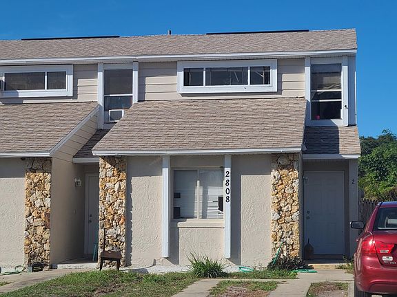2nd image of 2808 Hunt Club Ln
